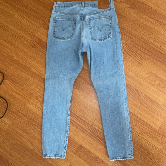 Levis 501 Skinny 28 W x 29 L waterless - Picture 4 of 6